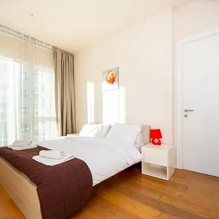 Premium Stan Tre Canne Apartment Budva